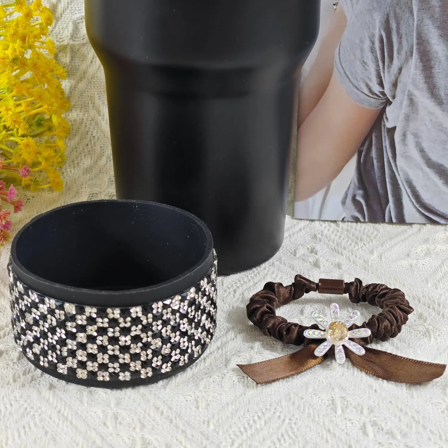 Plaid Sparkling Diamond Daisy Bow Cup Ring Hair Tie Silicone Cup Sleeve Tumbler Base Cover Sports Space Cup Cross-Border New