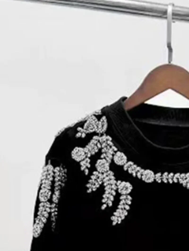 Women Shoulder Rhinestone Sweatshirt Black Round Neck Long Sleeve Fashion Autumn 2024 Pullover