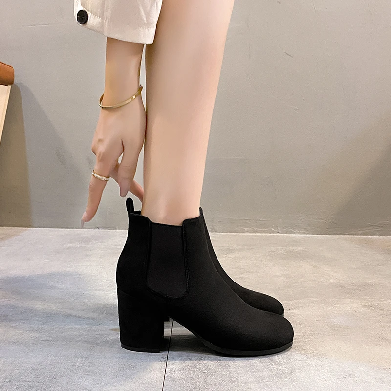 Botas Mujer 2023 Winter New Round Toe Flock Chelsea Boots Women Thick Heel Slip-On Retro Ankle Boots Women\'s Shoes Rubber Basic