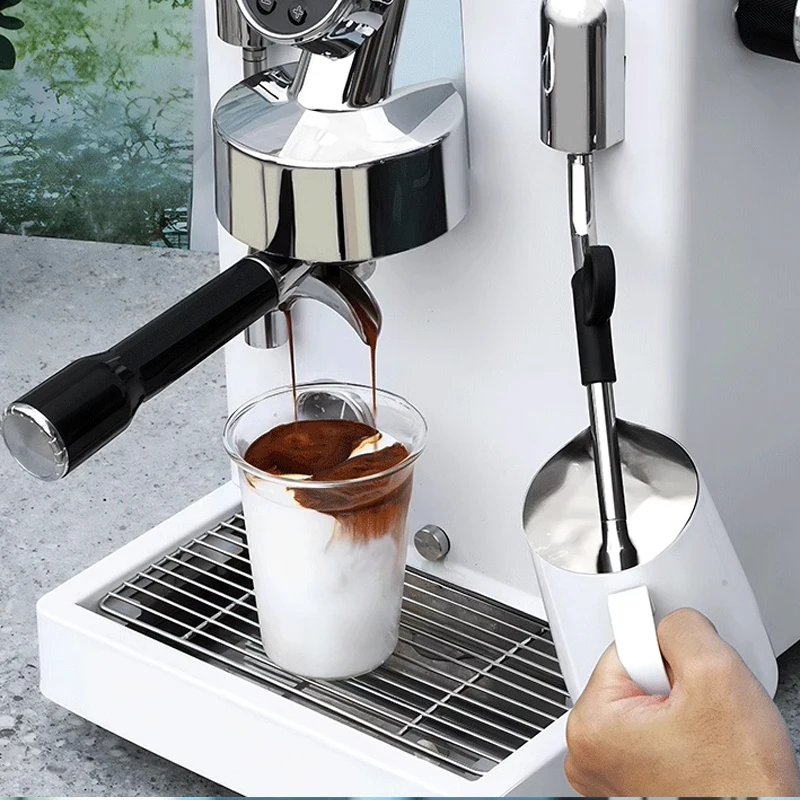 

GML6005 Итальянская эспрессо-машина для домашнего использования Компактное коммерческое полуавтоматическое кофеоборудование с автоматической подачей воды