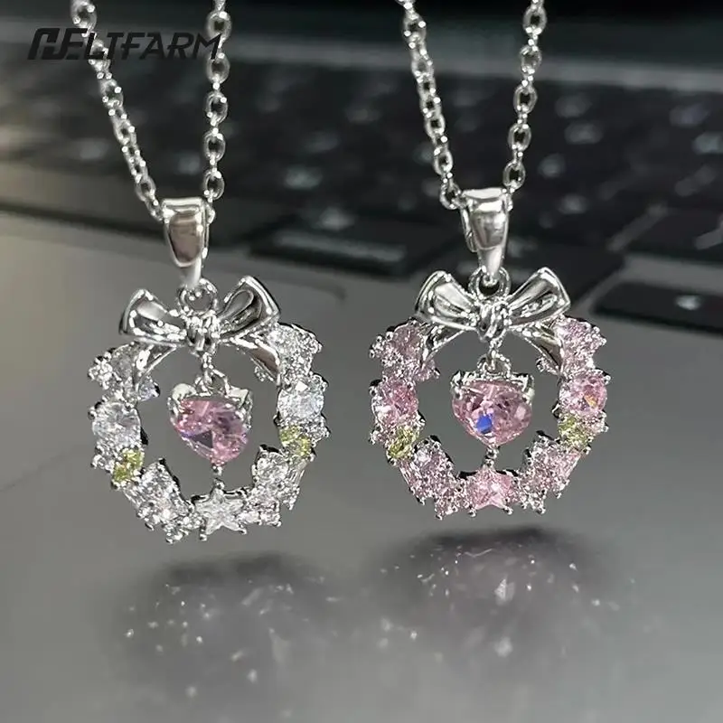 سلاسل من الكريستال الوردي على شكل قلب للنساء ، مجوهرات حساسة Y2K ، قلادة جميلة على شكل فيونكة ، إكليل الكريسماس