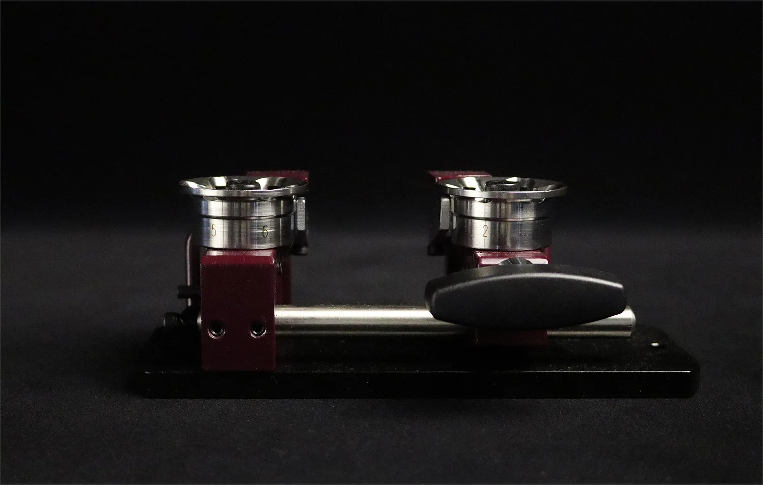 Bordatrice per reggette per bordi della cintura