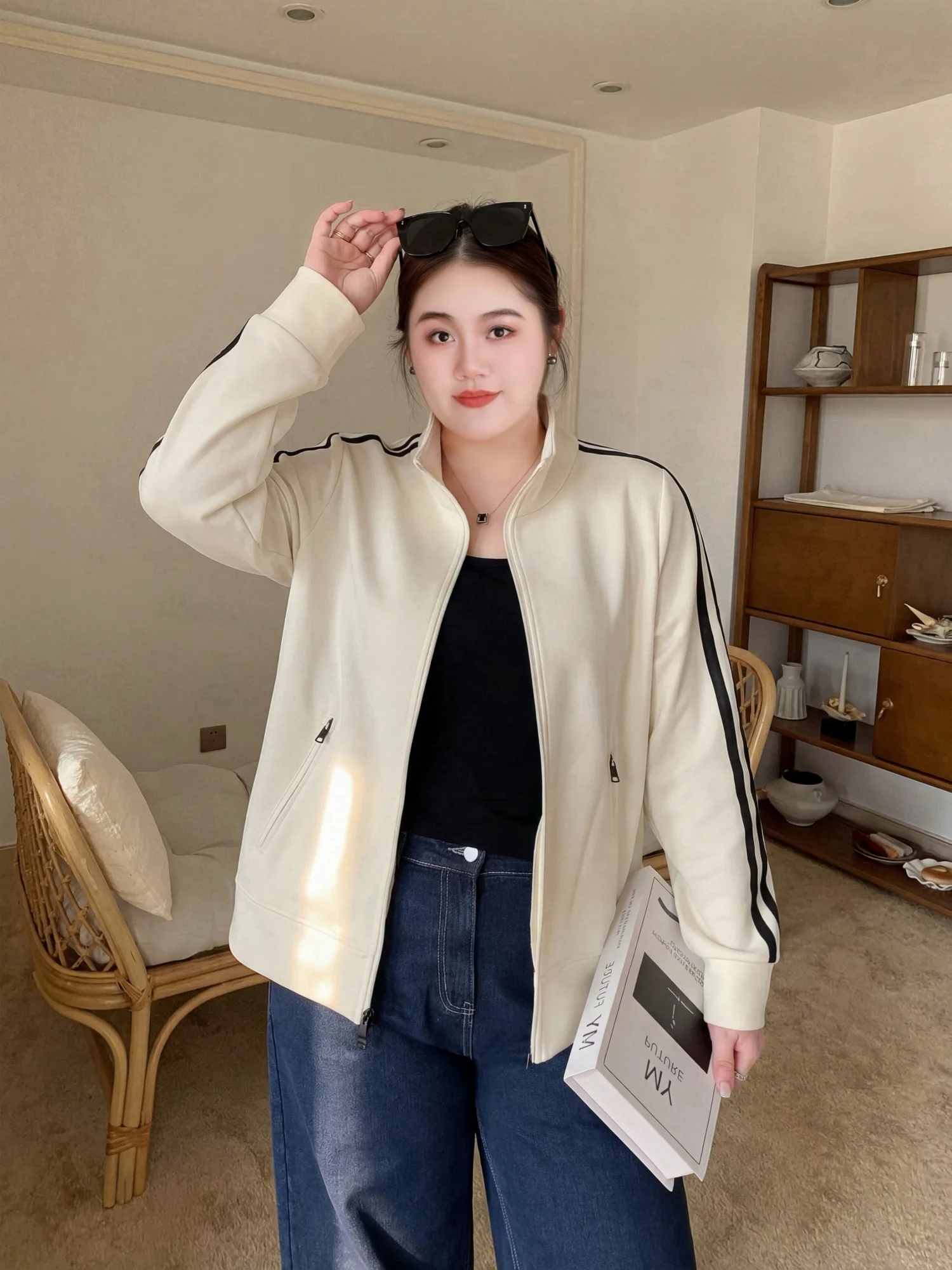 

Loose Lazy Style Sweatshirt Jacket for plus Size Women Spring New Arrival Shoulder Width Regular Long Sleeve Cotton Polyester