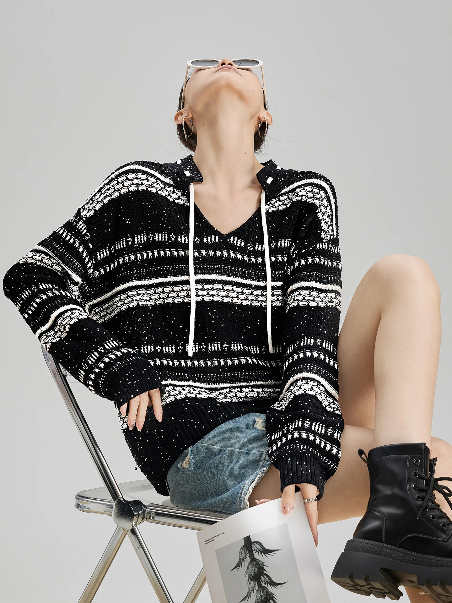 

Модный женский вязаный свитер в полоску с длинными рукавами, осенняя новинка, свободный крой, удобный, в корейском стиле