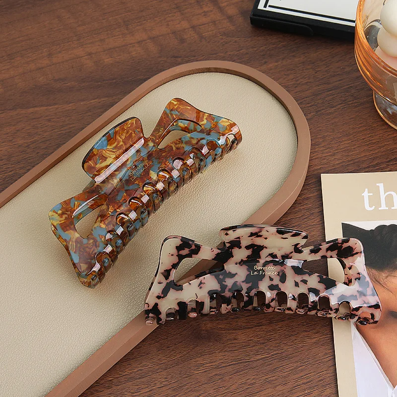 

Large Hollow Claw Clip Acetate Shark Hair Clip Sweet Bow Hairpin Fashionable Hair Accessories for Women