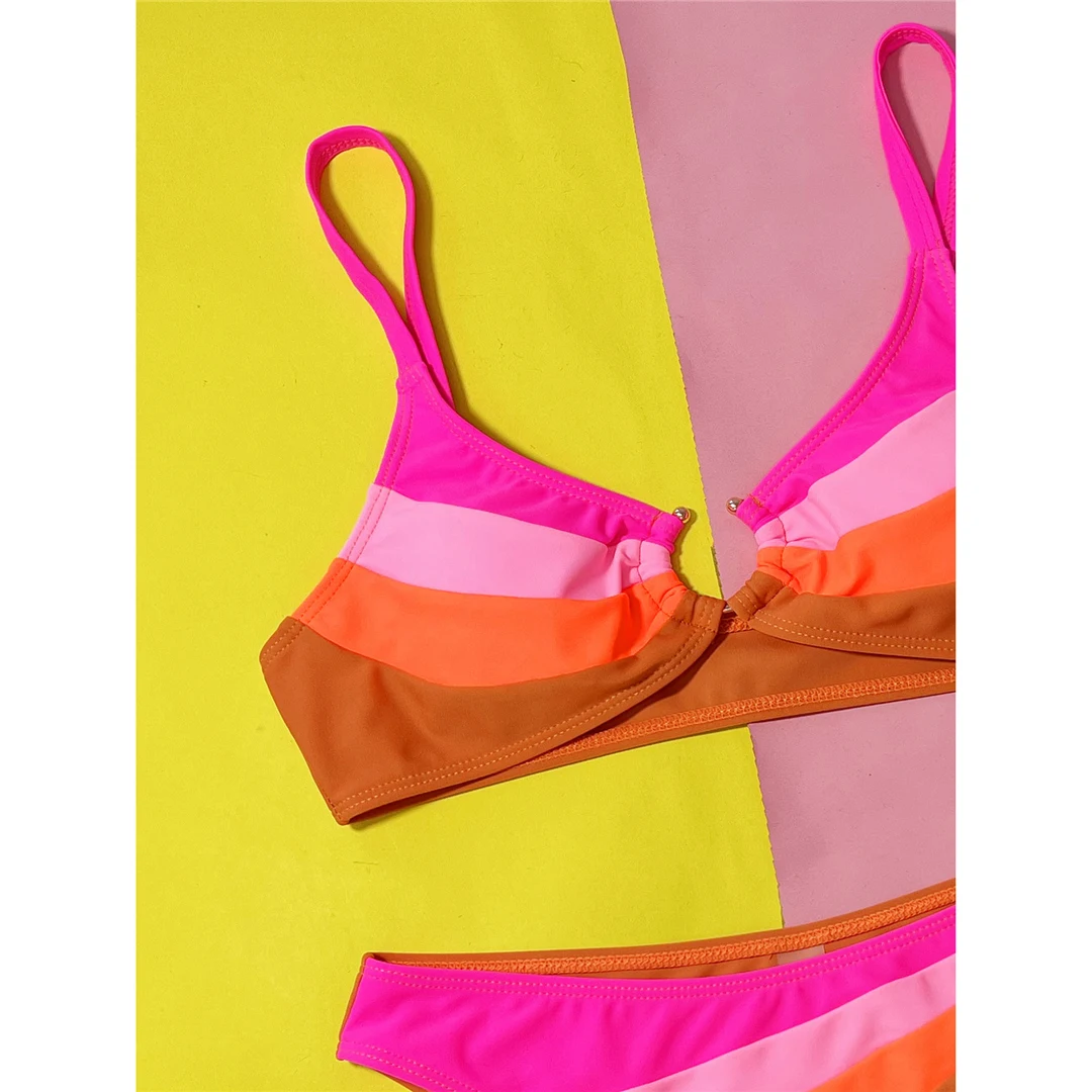 Splicing Cut Out Brasilianischer Bikini Damen-Badeanzug Zweiteiliger Bikini-Set mit hohem Beinausschnitt Badebekleidung Badeanzug V5439 – Detail 11