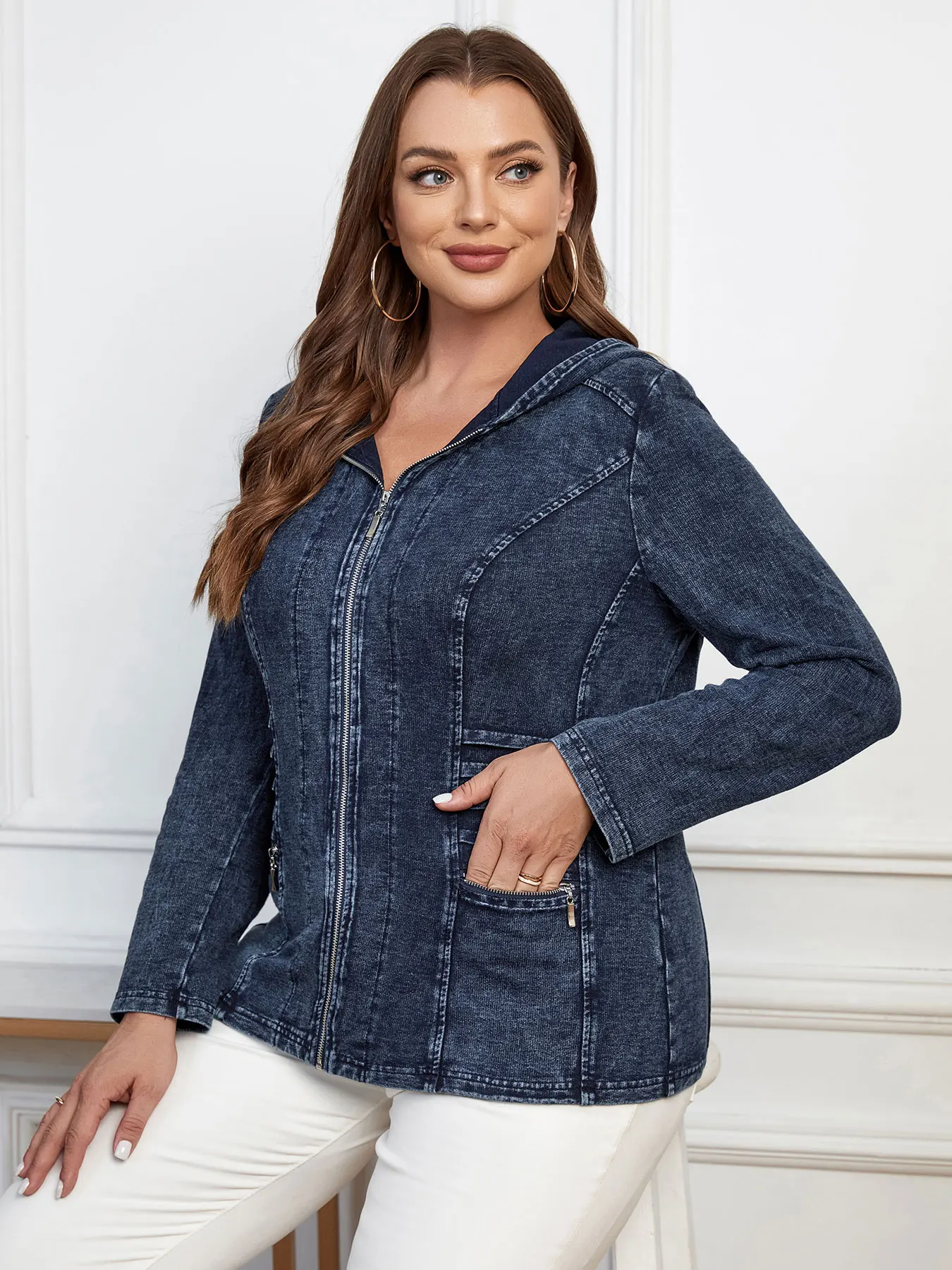 LIH HUA Women\'s Plus Size Denim Jacket Autumn Chic Elegant Jacket For Chubby Women Round Neck Knitted Cotton Jacket