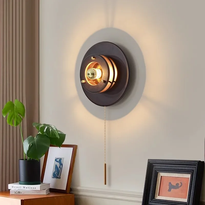 

French antique restaurant flying saucer wall lamp wabi-**** wind solid wood bedroom bedside wall lamp TV background ambient lamp