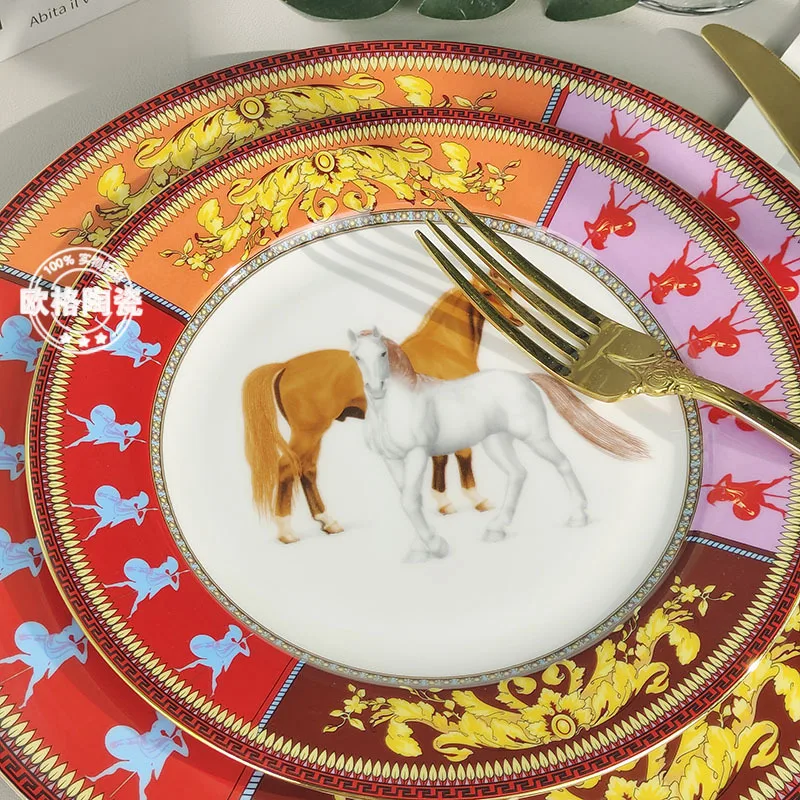 

European - Style Court - Inspired Round Bone China Dinner Plate Exquisite Steak Plate with Blood - Sweating Horse