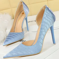 BIGTREE Luxury Brand Women 11cm Thin High Heels Stripper Pumps Plus Size Retro Lady Stone Pattern Silk Heels Party Wedding Shoes