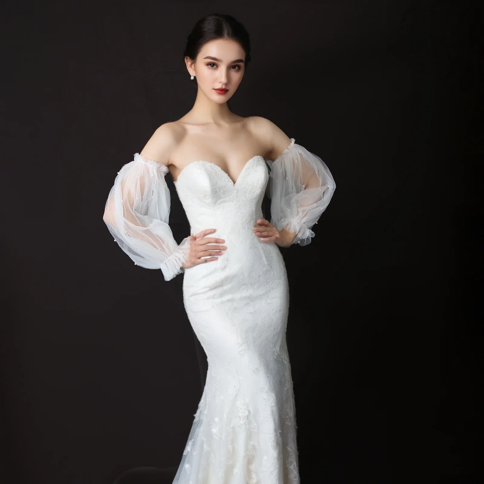 Elegant Bridal Glov… - image