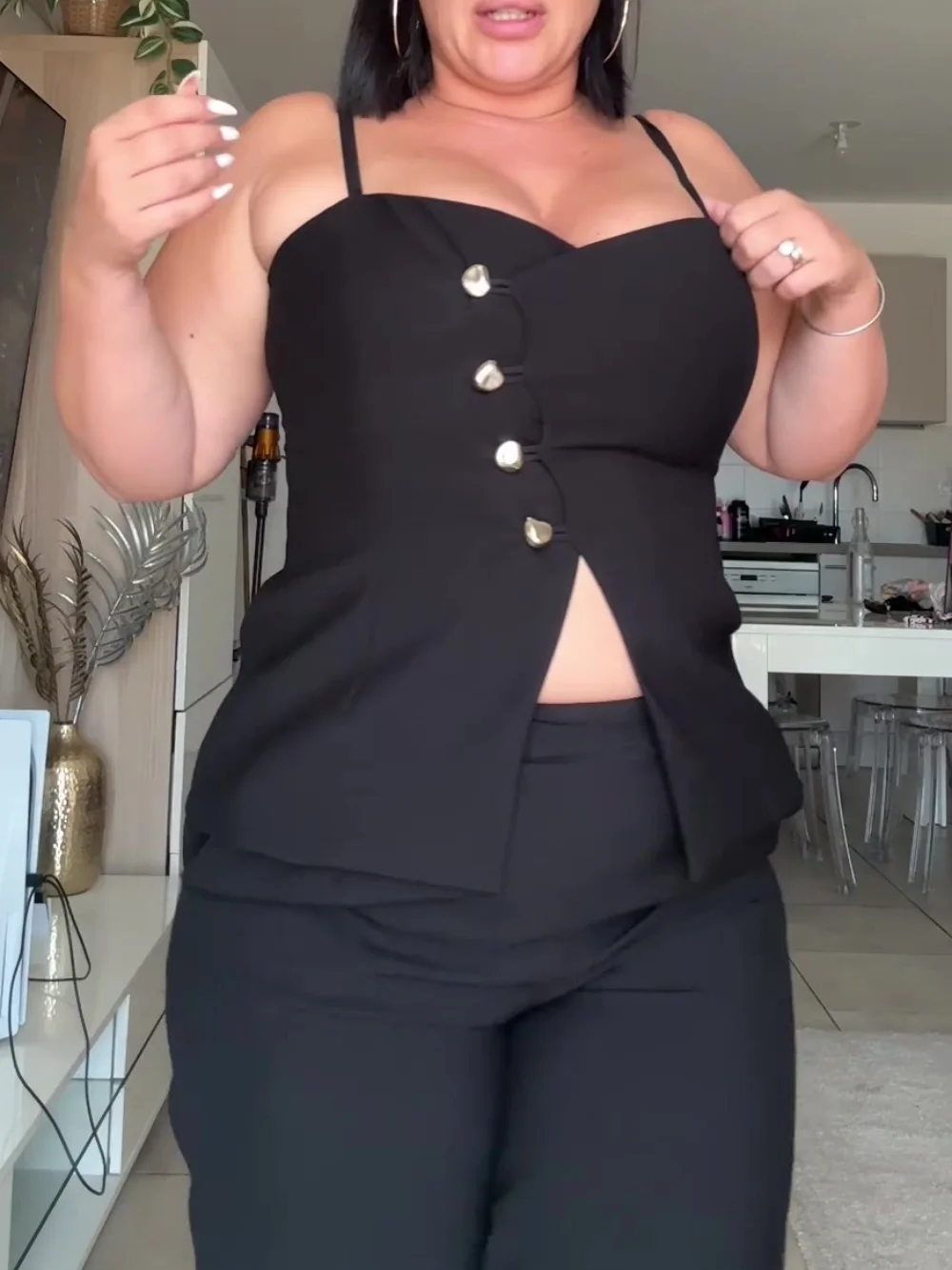 

Women's Ruched Camisole Top Button Decoration Short Casual Summer Versatile Commuting Top for Women 2025 Fashion Trend