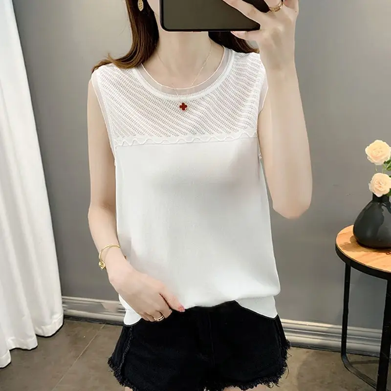 Summer Fashion Women's Clothing New Suspender Sleeveless Cool Breathable Ice Knit Bottom with Lace Cut Out Thin Tank Tops