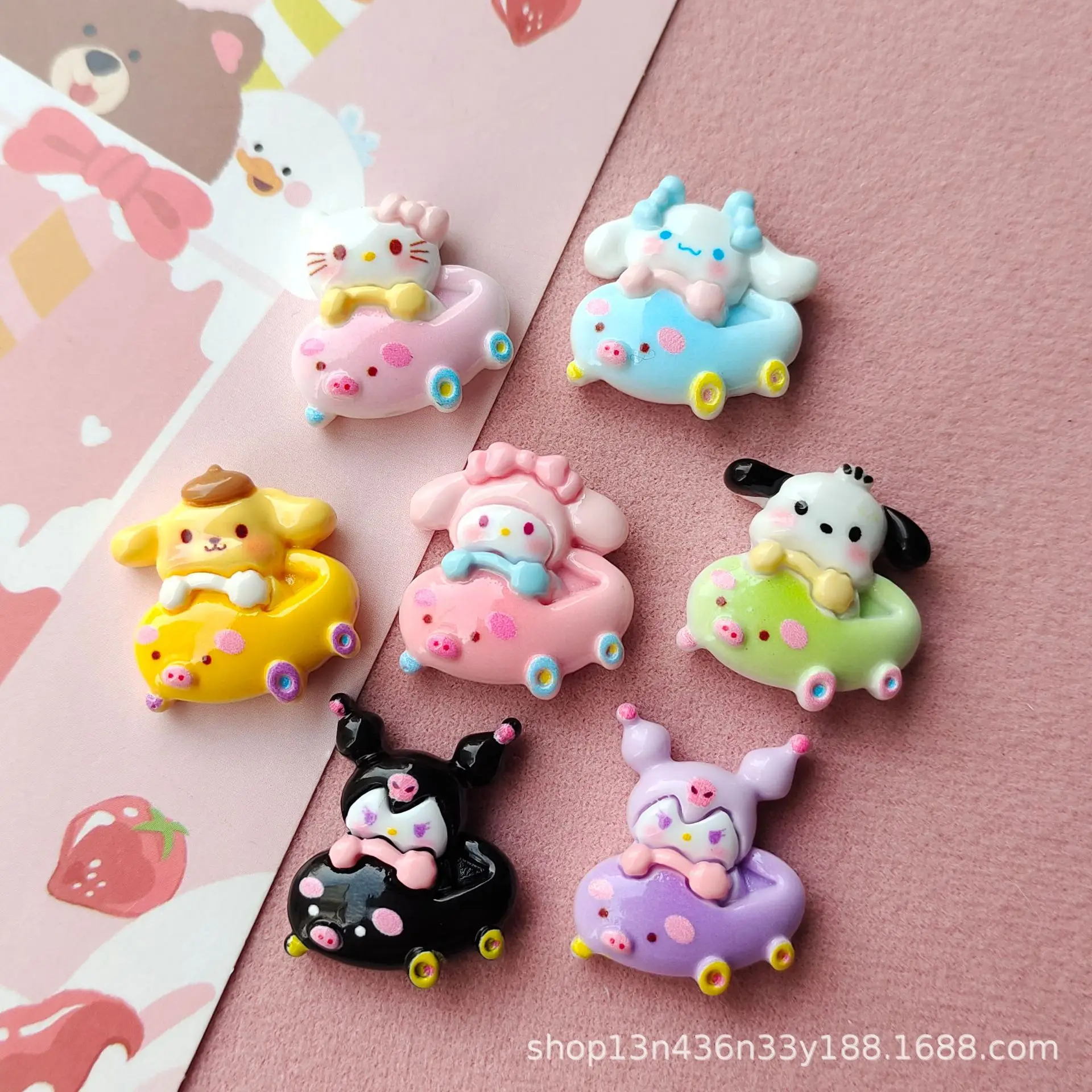 10PCS Kawai bright surface Cartoon Pig Car Series Resin Flat Back Scrapbook Figurine DIY Bow Decor Accessories Crafts