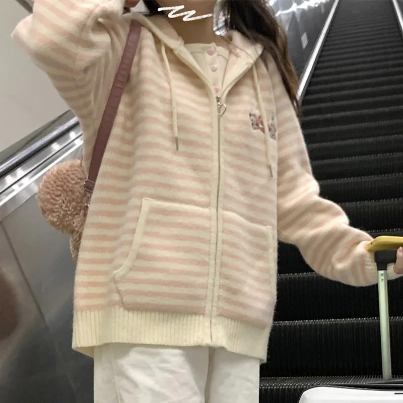 Doce mix cor listrado cardigan feminino outono inverno bonito dos desenhos animados ursos de malha cardigan mulher zíper até com capuz outwear mujer