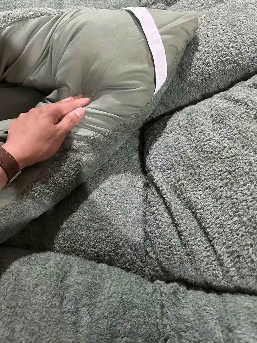 Ultra Soft  Floor Mattress Topper - Japanese  Style, Foldable & Roll Up Design, Plush Fluffy Tatami Mat For Bed/Guest Room (Grey/Green)