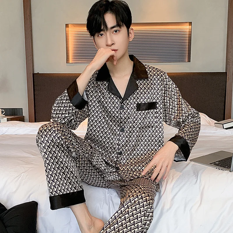 High Quality Men\'s Pajamas Suit Spring Autumn Ice Silk Long sleeved Cardigan Outdoor Satin Sleepwear Male Homeclothes Summer Boy