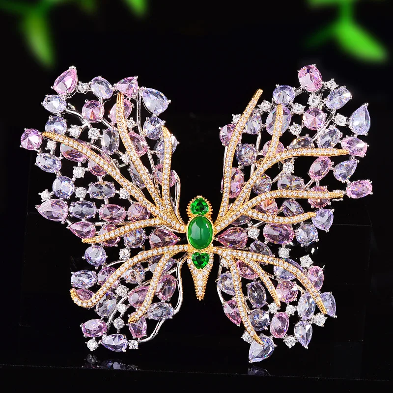 

Новые зимние роскошные и великолепные броши-бабочки, высококачественные темпераментные аксессуары для вечеринок с микроинкрустацией цирконом для женщин и мужчин