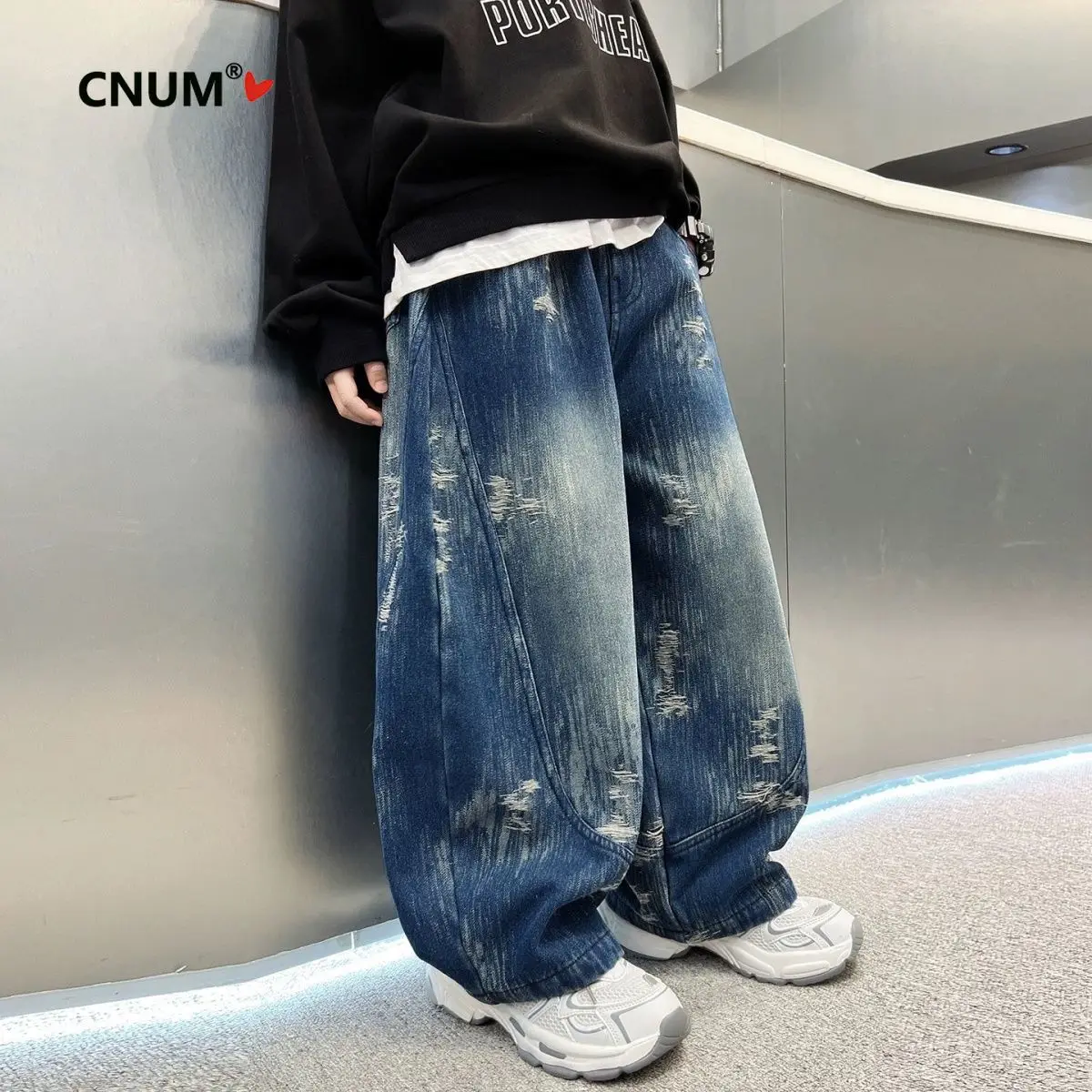 Boys' Autumn Denim Pants 2026 New Children's Curved Leg Cat Scratch Brushed Faux Ripped Loose Fit VersatTrendy Trousers