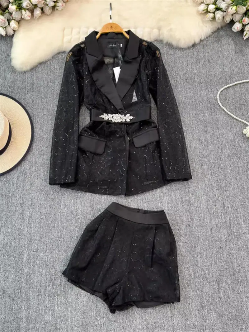 Design Hot Diamond Sunscreen Thin Long Sleeved Suit Coat Shorts Set For Women's 2024 Summer New Fashion Blazer Outfits K1607