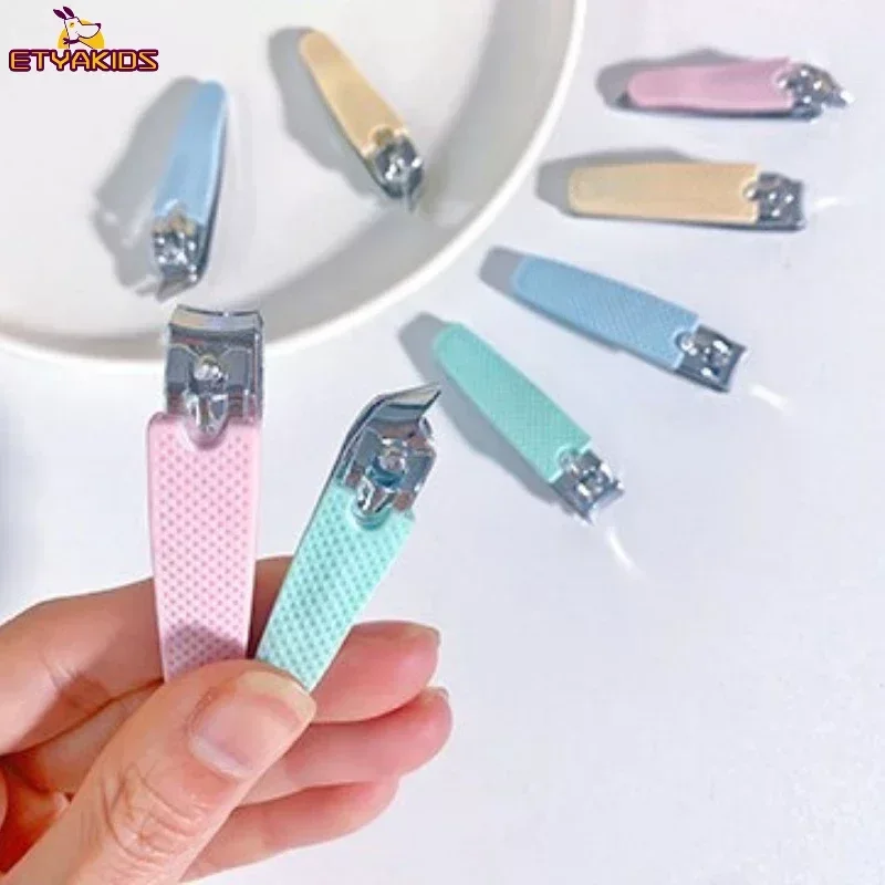 Cortaúñas con manga de silicona, recortador de uñas anticaída, plano, Diagonal, estilo Ins, portátil para estudiantes, lindo, cuidado de uñas para