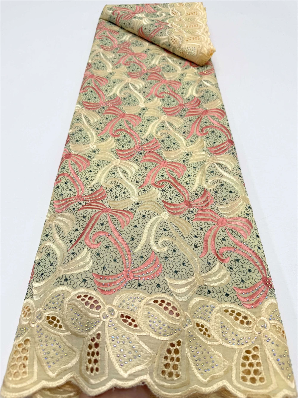 5-yardas-de-tela-de-encaje-de-algodon-suizo-con-pedreria-brillante-material-de-costura-para-vestido-de-fiesta-de-noche-para-mujeres-africanas-nigerianas