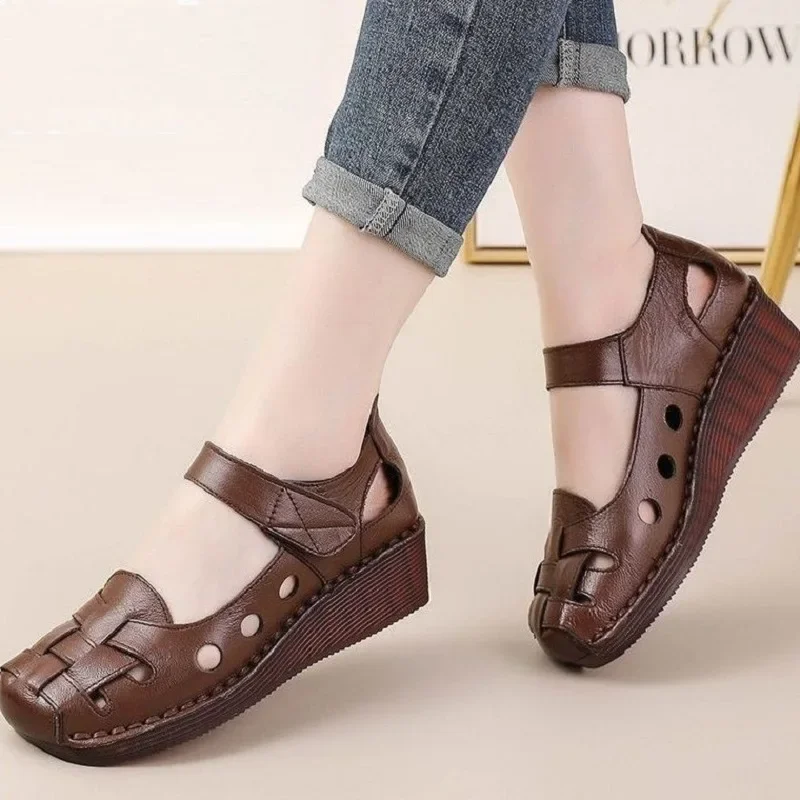 Roman Genuine Leather Weave Sandals Women\'s Summer Hollow breathable Wedged Shoes Mom Lady Closed Toe Elderly Walking Flat