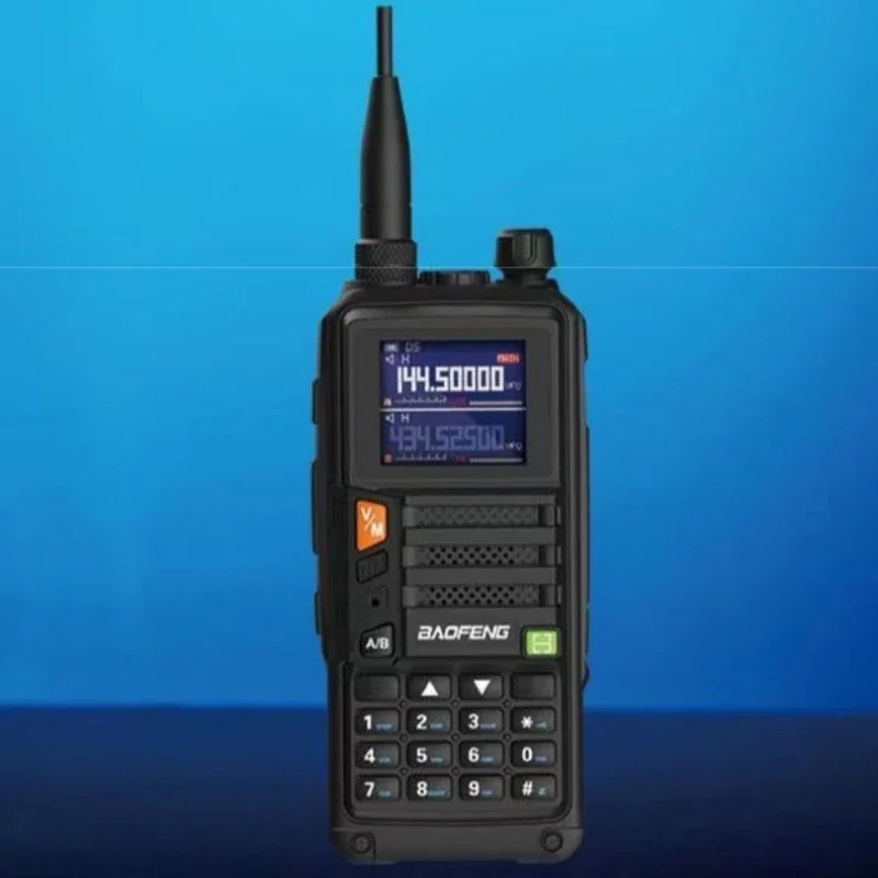 جهاز اتصال لاسلكي أصلي عالي الجودة من Baofeng مقاوم للماء والغبار عالي الطاقة محمول لتسلق الجبال في الهواء الطلق جولة ذاتية القيادة