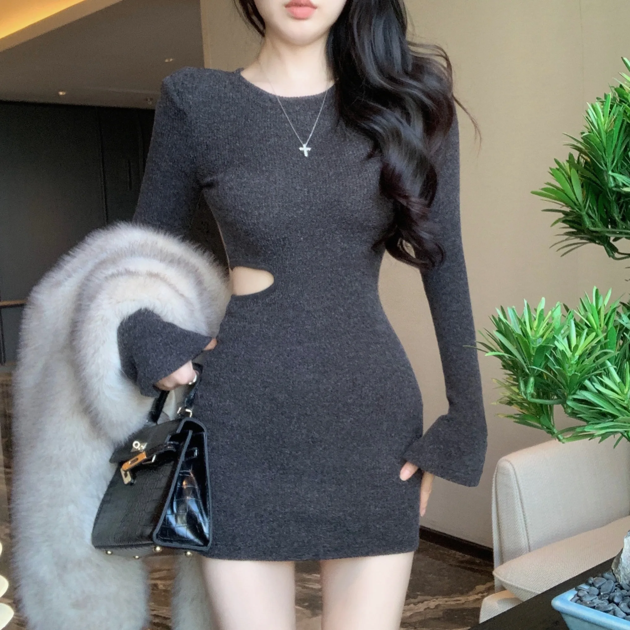 Dopasowana, długa spódnica z wycięciami, rozkloszowana, damska, z wysokim stanem, w kształcie litery A, w stylu koreańskim, do pracy, jesień, moda 2025