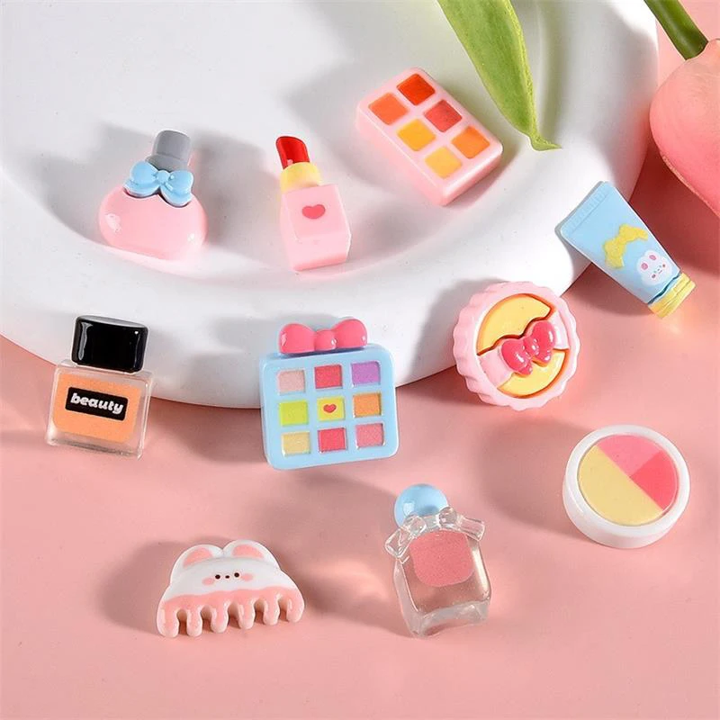 Dollhouse Miniature Simulation Toy, batom cosmético, sombra de olho, boneca perfume, maquiagem casa, cena acessório, materiais DIY, 2pcs por saco