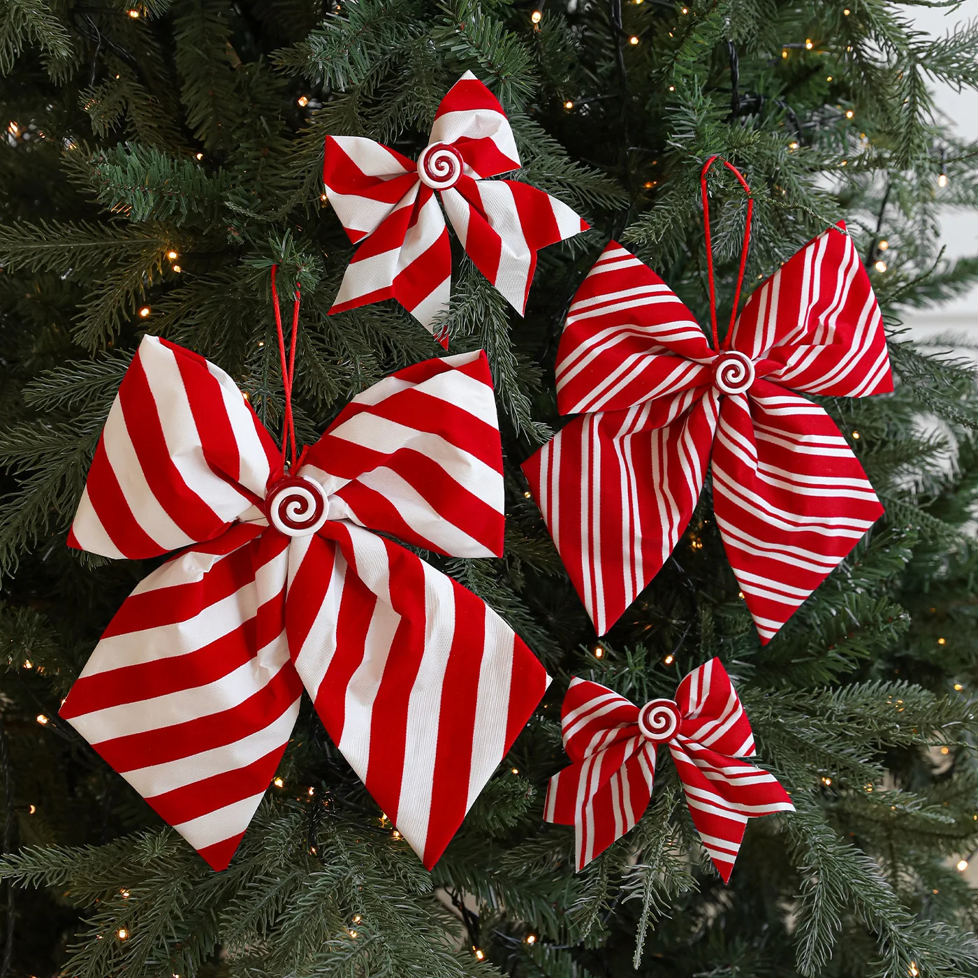 

Red and White Striped Bowknot Christmas Pendant Sticky Pink White Edge Christmas Tree Ornaments High-end Decoration Decoration