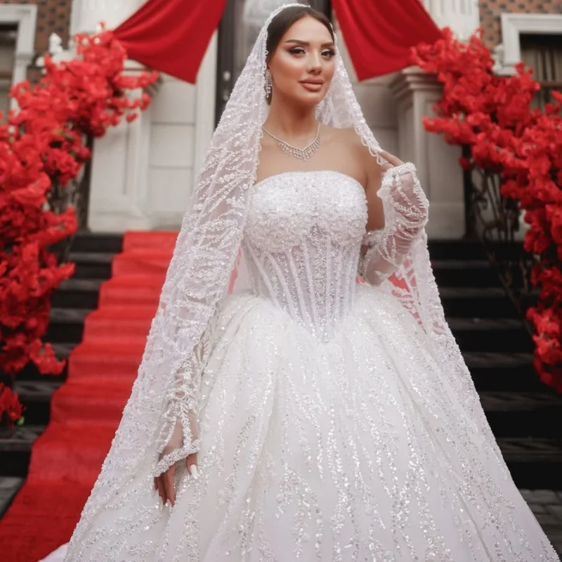 White Wedding Dresses Appliques Beadwork Decal Skirt Long Tail A-Line Skirt Layered Made Wedding Dress Bridal Gown Customize