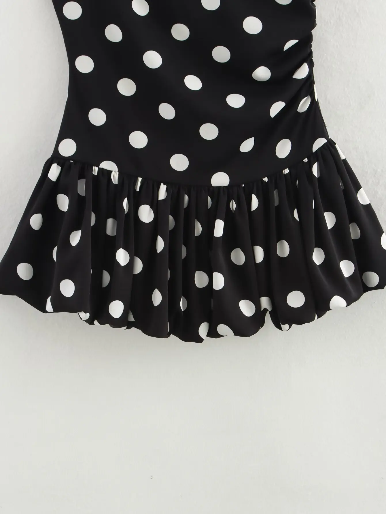 Zevity Women Fashion Single Shoulder Polka Dots Print Asymmetrical Slim Dress Female Hem Pleats Casual Party Vestidos DS9168 view 4