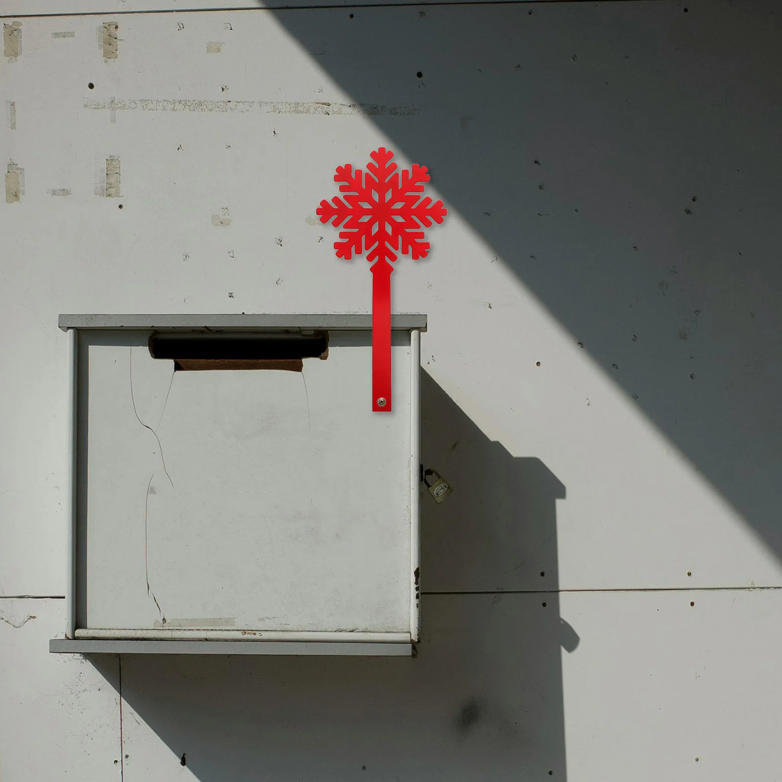 

Snowflake Mailbox Flag Durable Iron Replacement Topper Easy Installation Mailbox Snowflake Ornament Outdoor Decor