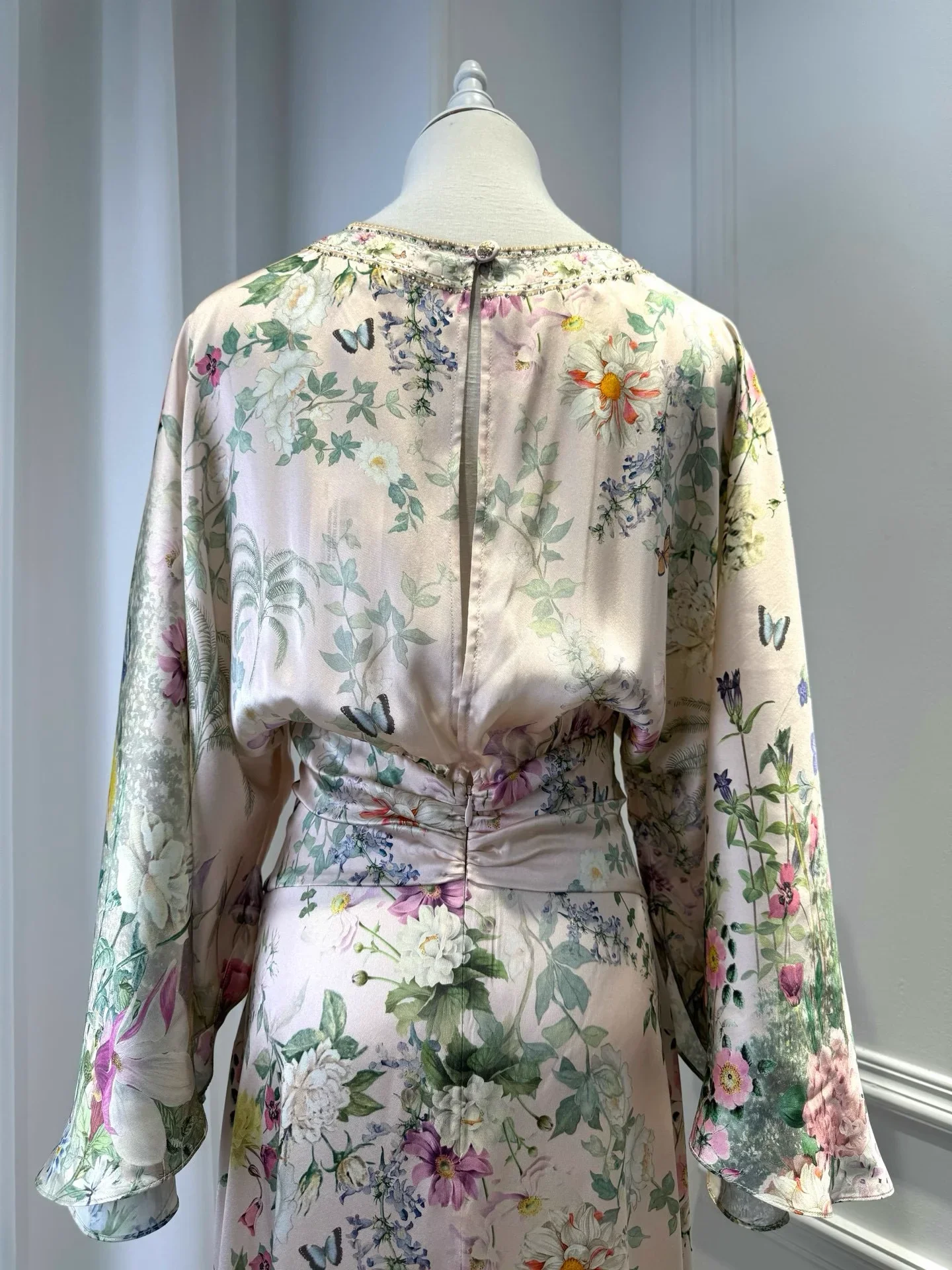 2025 New Women Pink Flower Print Maxi Dress High Waist Flare Sleeve V-Neck Holiday Ladies Silk Robe