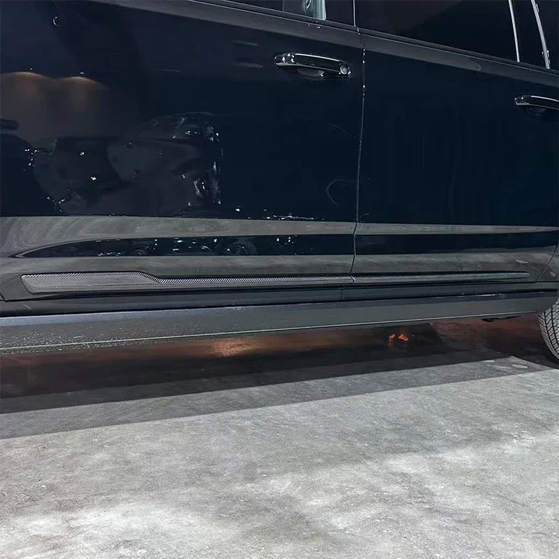 Real Carbon Fiber For Cadillac Escalade 2021 Car Body Door Side Decorative Strip Sticker Car Accessories (Long-axis version)