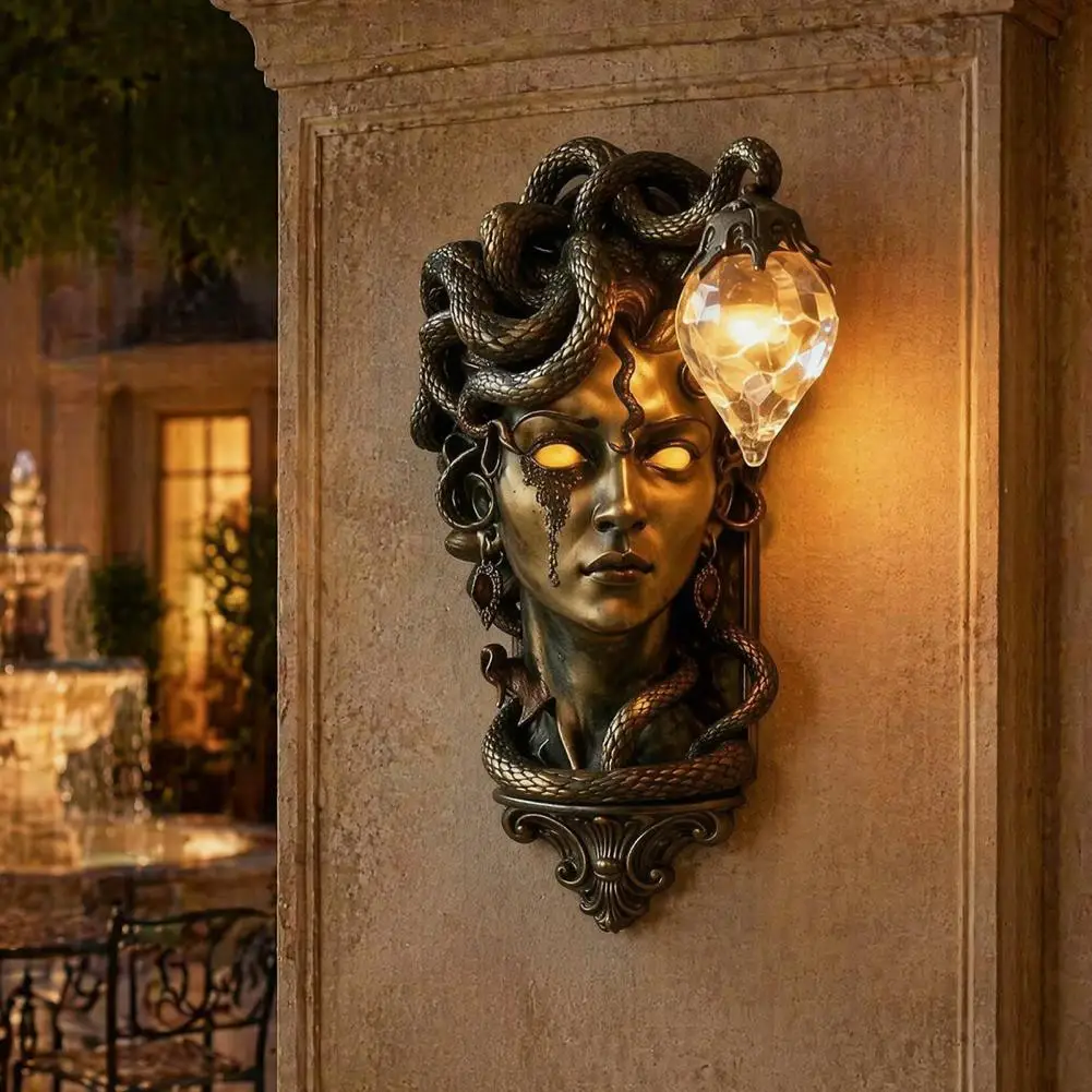 Creative Gothic Table Lamp Statue Mythical Resin Ornament USB Powered Fun Halloween Table Lamp Decoration