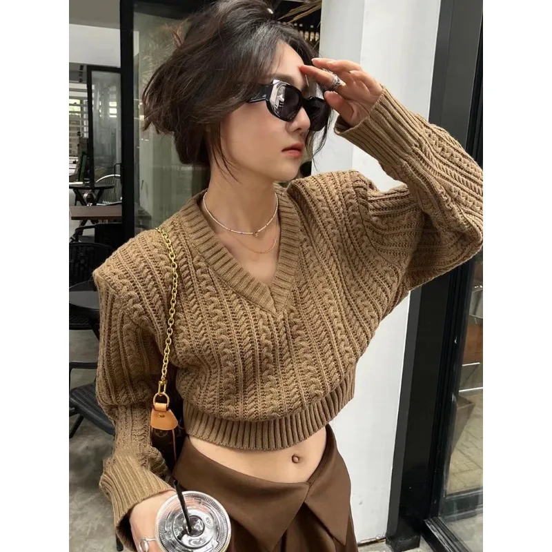 

Deeptown Autumn Vintage V Neck Short Sweater Women Korean Fashion Cropped Jumper Y2k Streetwear Old Money Style Pullover Casual