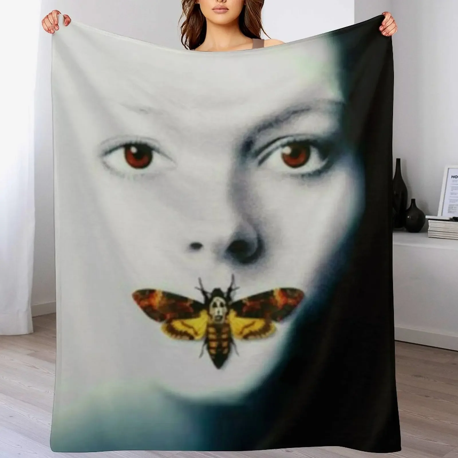 

Clarise silence of the lambs Throw Blanket Picnic Vintage Cute Plaid Sofa Quilt Blankets