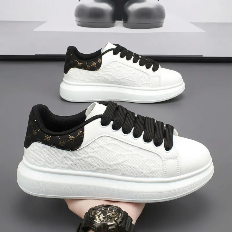 

2026 Summer Korean Men Low Top White Round Toe Sneakers Breathable Trendy Light Comfort Thick Sole Leather Casual Skate Shoes