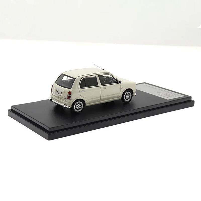 1/43 Scale Mira Gino S (2000) Simulation Resin Car Model Static Display Collectible Toy Gift Ornament Souvenir Decoration