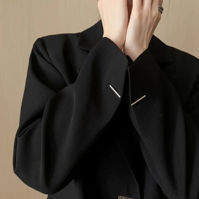 Black Blazer Women's Minimalist Design Long Sleeve Casual Office Blazer Solid Color Fashion Outerwear