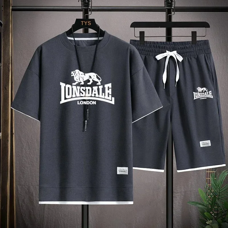 Men's summer new casual short-sleeved T-shirt set, fashionable outdoor men's round-neck pullover + sports shorts 2-piece set