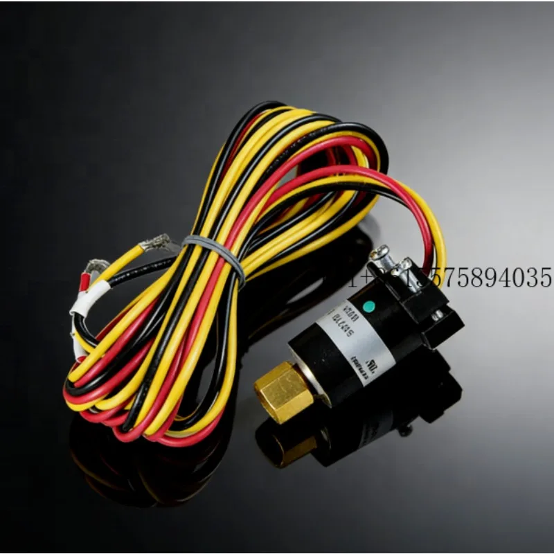 

2026 Brand New Trane OEM High-pressure Controller CNT02490 with Wiring Harness, for Commercial Refrigeration Compressors and