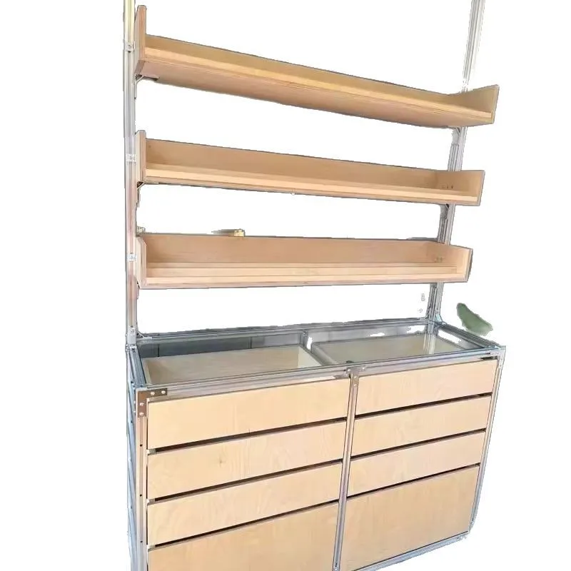

Aluminum profiles, display cabinets, drawers, merchandise racks, clothing, living room