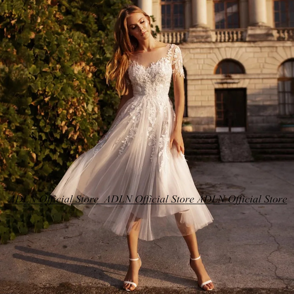 

Mid-calf Wedding Dress Vintage Scoop Neck Short Sleeves Lace Applique A Line Soft Tulle Bridal Gown for Weddings Vestido Noiva