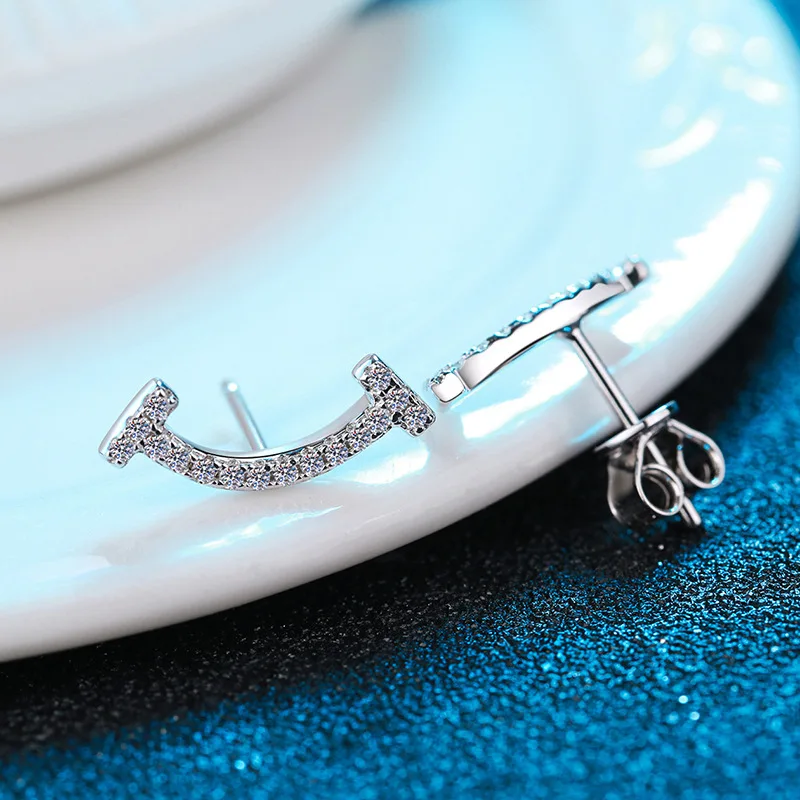 

S925 Silver White Gold Plated D Color Moissanite Smiley Face Micro-Pave Stud Earrings for Women, Exquisite Jewelry.