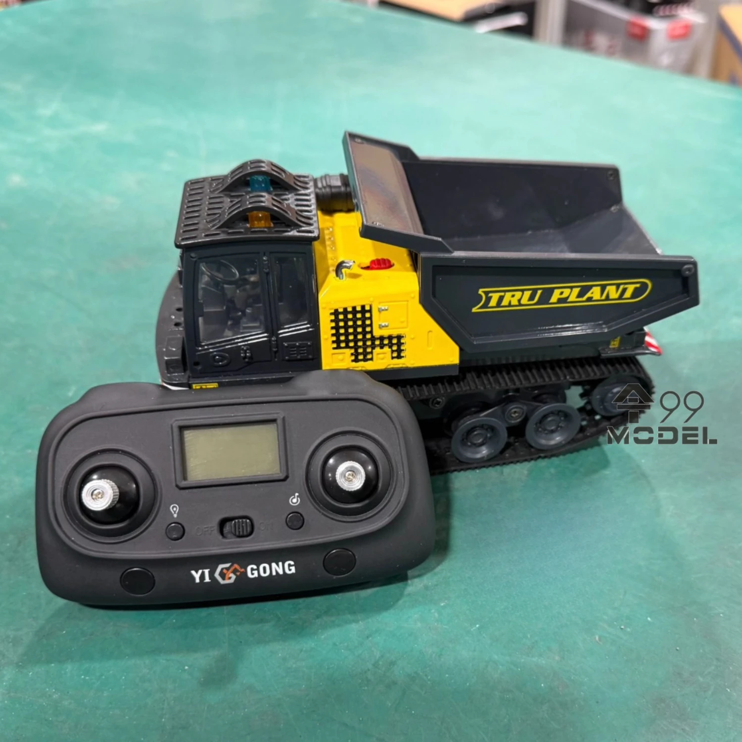 T14R Tracked Dump Truck 1/50 Electric RC Dump Truck Model RTR with Lighting and Sound System RC Engineering Vehicle Toy Gift