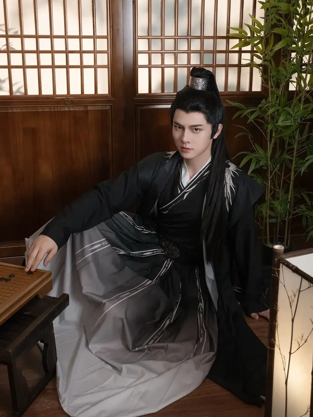 

Original Hanfu Wenyuan men and women Chinese style long style cool and handsome black Chinese style knight costume