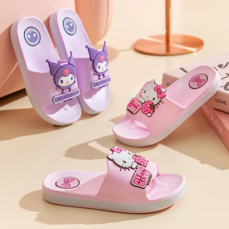 Sanrio pantofle kreskówkowe Hello Kitty moja melodia Kuromi Cinnamoroll letnie antypoślizgowe miękkie kapcie domowe Kawaii śliczne slajdy studenckie